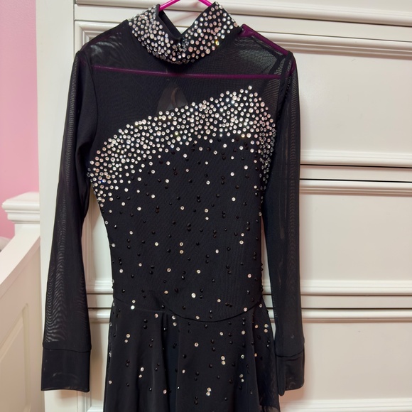 Figure Skating Dress Girls - Picture 3 of 7